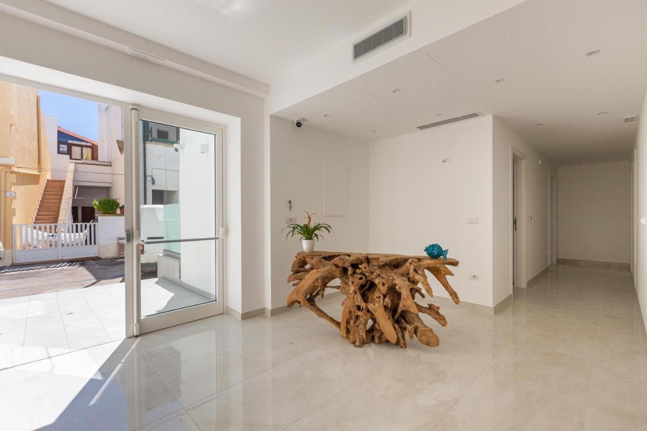 Stella Del Mare Residence Torre Pali エクステリア 写真